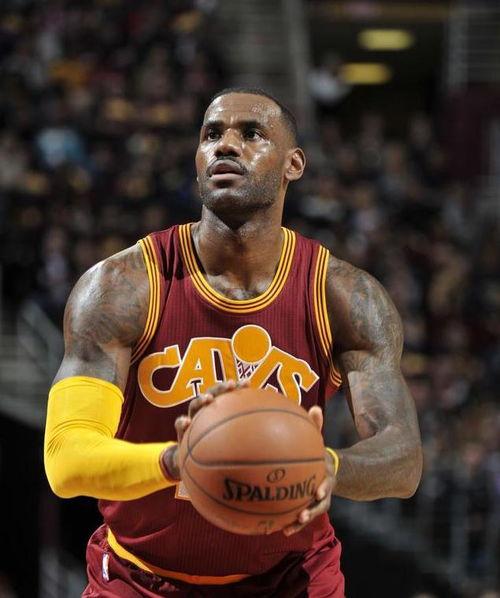 詹姆斯吃瓜图片大全集